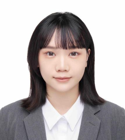 提供修圖服務的專家劉曼彣