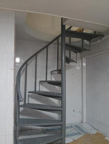 陽光街角郭先生 - 樓梯改色後