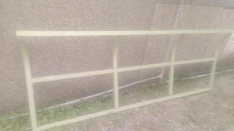 誠豐金屬工程行 - 製作全新遮雨棚