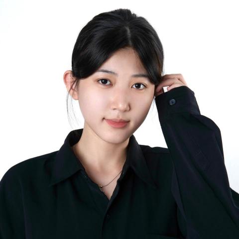 提供2024 uiux服務的專家吳庭毓