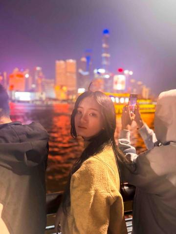 提供高中物理服務的專家蔡青穎