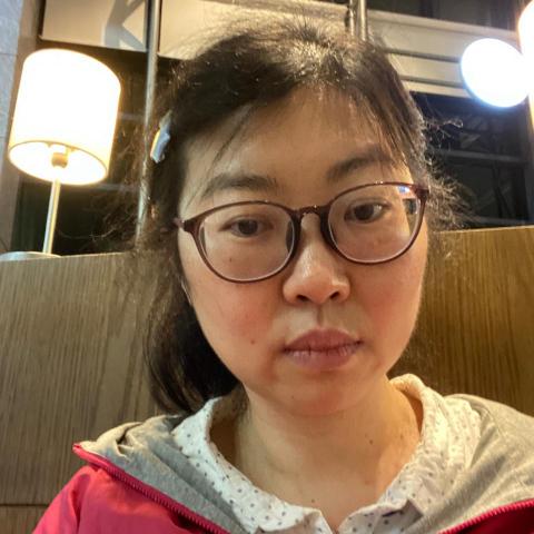 提供兒童美術課服務的專家廖佳恩