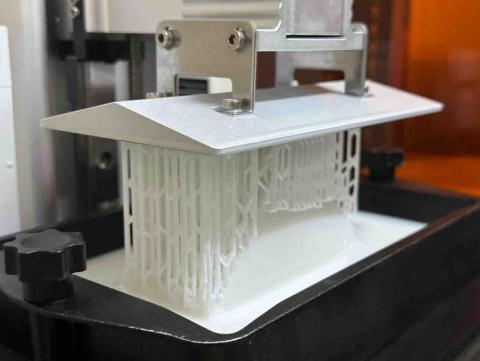 極刻設計 - 列印中（光固化）