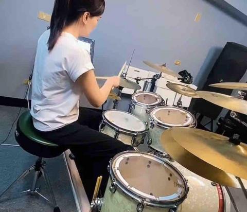 Under Drum Studio - 上課照