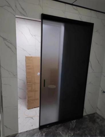 奧多爾玻璃門 - 