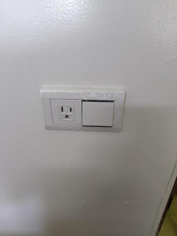 林鵬揚 - 全屋電箱、電線、插座、燈具換新