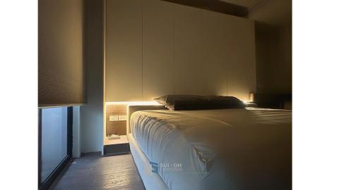 水戶空間設計 - 高雄_許宅.老屋翻新
透過屋主的人生故事,轉化為空間的意象。
利用了不同的建材語彙及空間氛圍營造,來創造人生故事的空間意象與回憶。
一盞燈.一面牆.一款塗料,都是我們生命中曾經的嚮往
水戶設計透過多年的經驗,來滿足各種空間的專屬訂製。