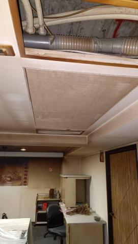 鐵皮屋頂漆，防水漆，圍籬，室內油漆都有承做 - 