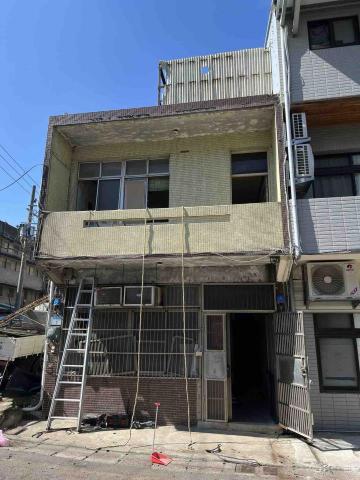 陳先生 - 雨遮拆除