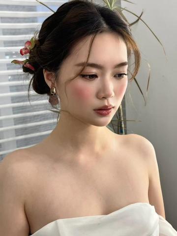 Alexa Mii小米老師 - 甜美婚紗拍攝造型