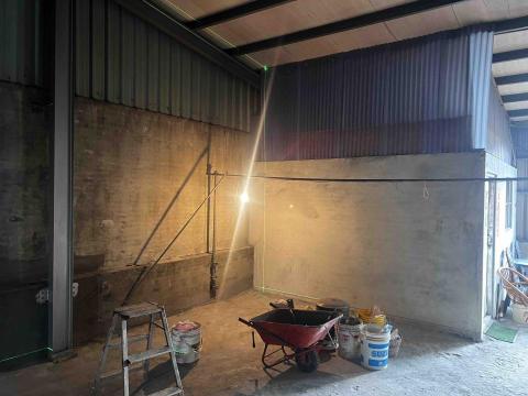 陳先生 - 裝潢橫式板、隔間