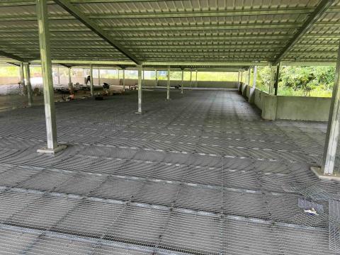 陳先生 - 高床網 施做