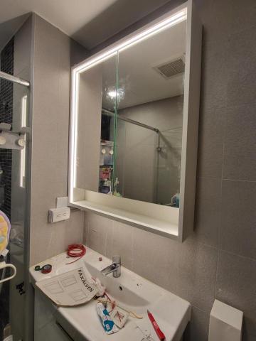 傑飛水電工作室 - 鏡櫃