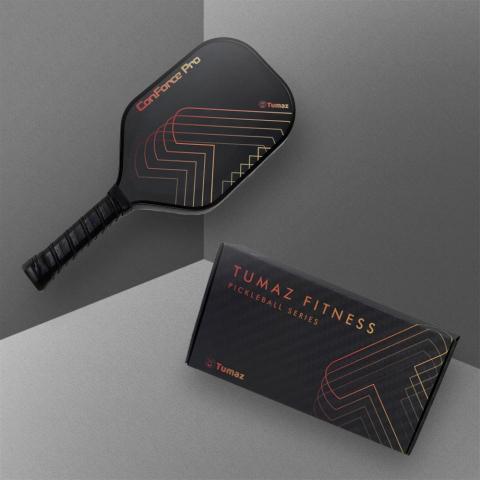 劉曼彣 - 商品圖修圖及合成