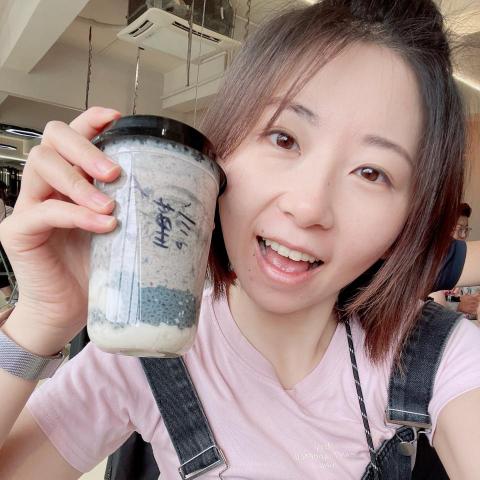 提供兼差服務的專家張謹汶