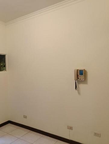 陽光街角郭先生 - 完成批土與新漆修復