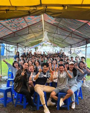 海放你基地 -  百人客製話活動