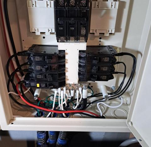 藝凡豐舍 - 既有電盤查修，台中