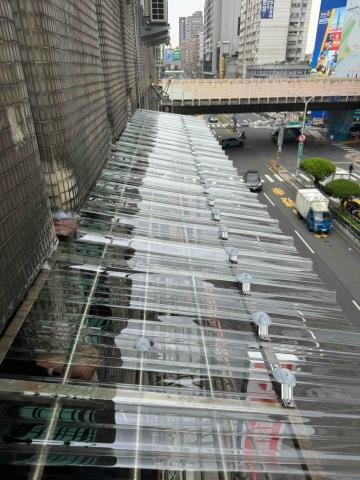 簡意金屬工程 - 