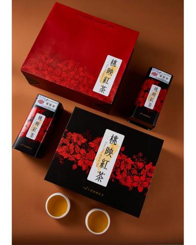 Harmony Studio - 茶葉禮盒拍攝