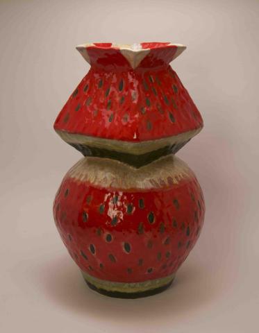 林炯宏 - 《大西瓜》，林炯宏，2024，陶土、釉藥、高溫燒製。