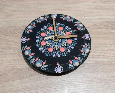 日籽空間macrame編織手作工作室 -  立體水玉曼陀羅時鐘 日籽空間macrame編織手作工作室 -  立體水玉曼陀羅時鐘