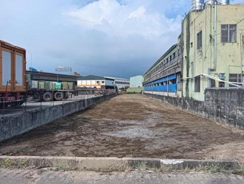 長春樹園藝企業社 - 大寮整地後