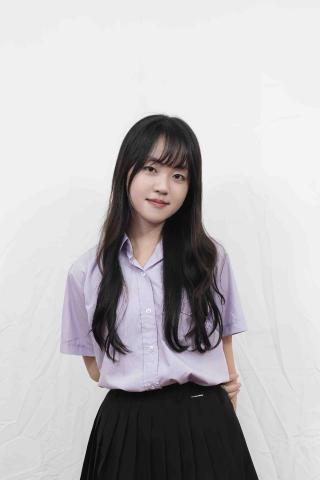 提供中國信托信用卡客服服務的專家林品妤