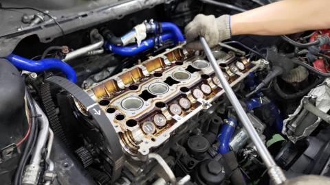 台龍汽車 - 引擎拆裝分解維修