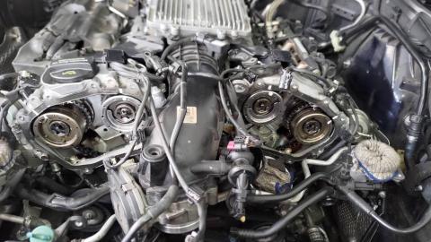 台龍汽車 - 引擎維修