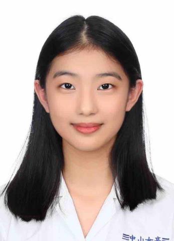 提供兒童體操台北服務的專家鄭彥妤