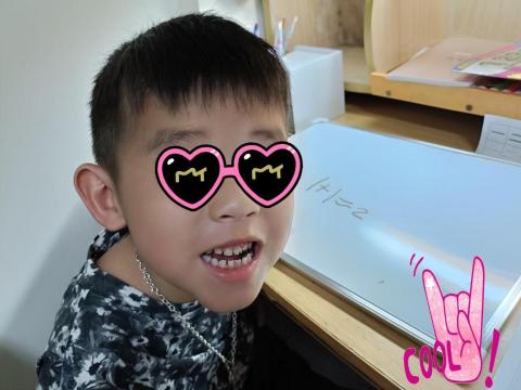 子晴老師 - 小班：自寫加法！！