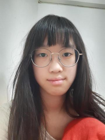 提供姐姐服務的專家鄭芷芸