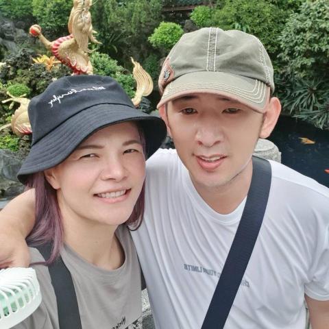 提供洗車服務的專家張瓊瑤