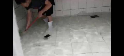 芳霖防水工程 - 水清清洗