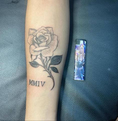 阿傑 - 小臂 玫瑰