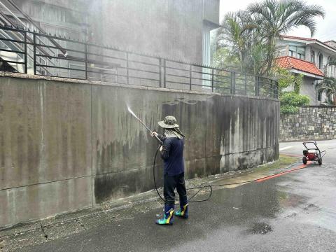 一全企業社 - 圍牆外觀高壓清洗