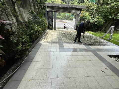 一全企業社 - 車道高壓清洗