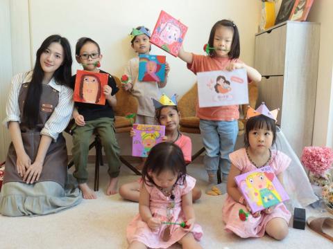 盧允安 - 兒童壓克力