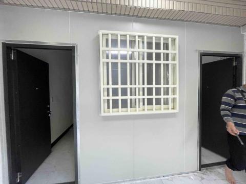 陳彥宇 - 防盜鋁窗：取代舊式防盜鐵窗，美觀又兼具安全性，可做活動門