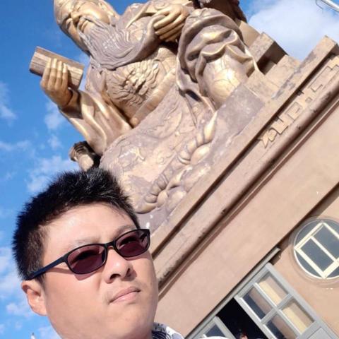 提供採光罩材質塑鋁板服務的專家蔡奇均