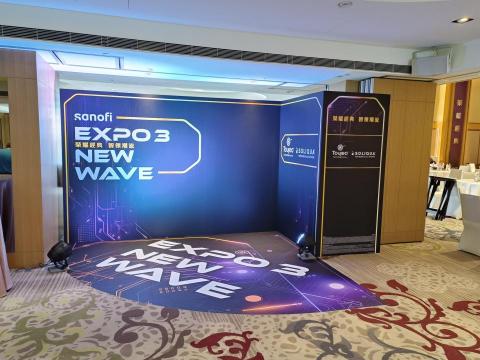 鉅虹廣告有限公司 - 