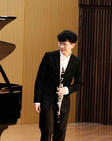 提供音樂班台灣服務的專家謝嘉祐