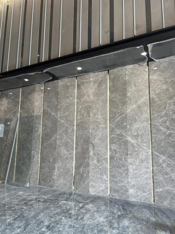 台灣共和國際精品石材 - 現代灰大廳牆面