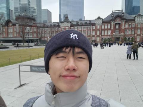 提供高中學測英文單字服務的專家Casper-陳仕翰