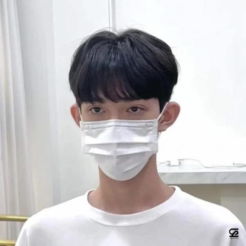 白珈卉 - 如果要看作品的話歡迎哀居查看evolrich.bess
