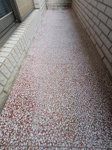 余先生 -  余先生 -