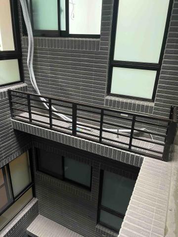 佳昇鋁門窗 - 冷氣圍欄