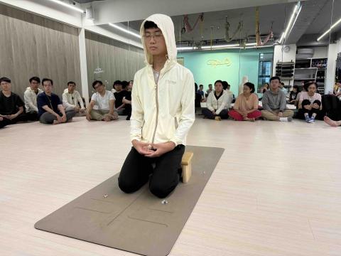 元占養生教育有限公司 - 礦石輔助靜心