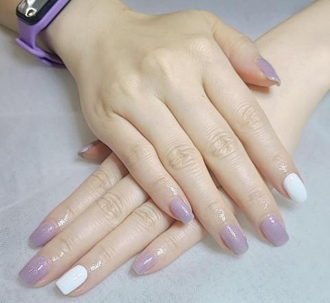 提供彩繪服務的專家Yue_NAIL